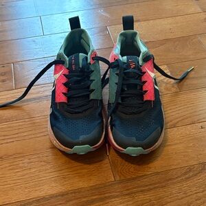 Nike/ Vibram Athletic Shoes in Black, Pink, and Green
